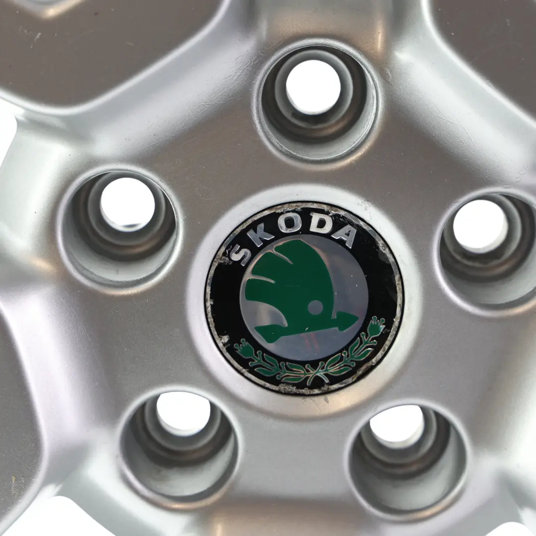 Skoda Yeti 5L Llanta Aleación 17" 7J ET:45 Plata Metalizado - SKU 5L0601025H-1 - Número de pieza 5L0601025H