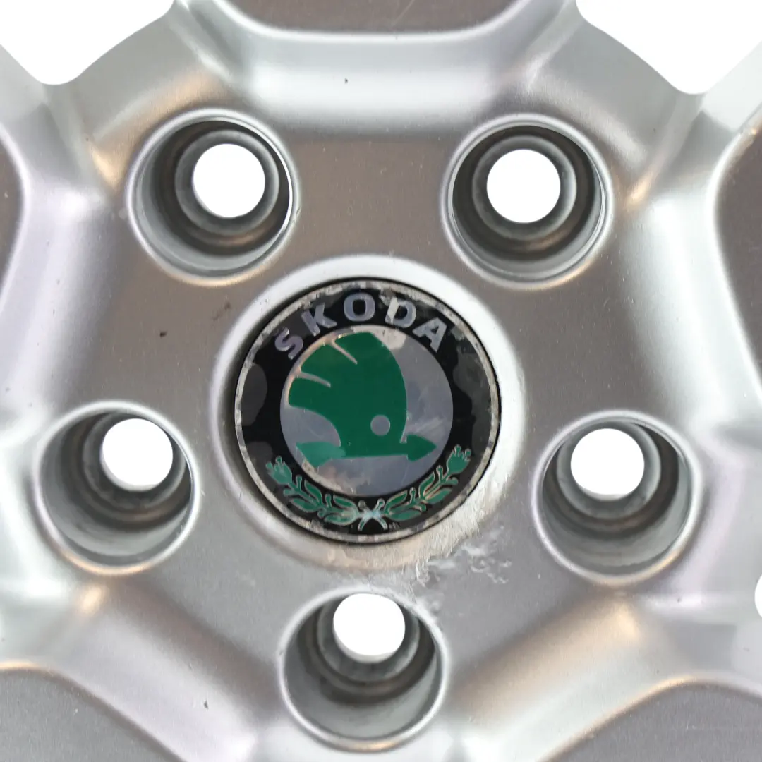 Alloy Wheel Rim Silver Metallic 17" 7J ET:45 to Skoda Yeti 5L with Part number 5L0601025H Skoda Yeti 5L Alloy Wheel Rim Silver Metallic 17" 7J ET:45 - SKU 5L0601025H-3 - Part number 5L0601025H