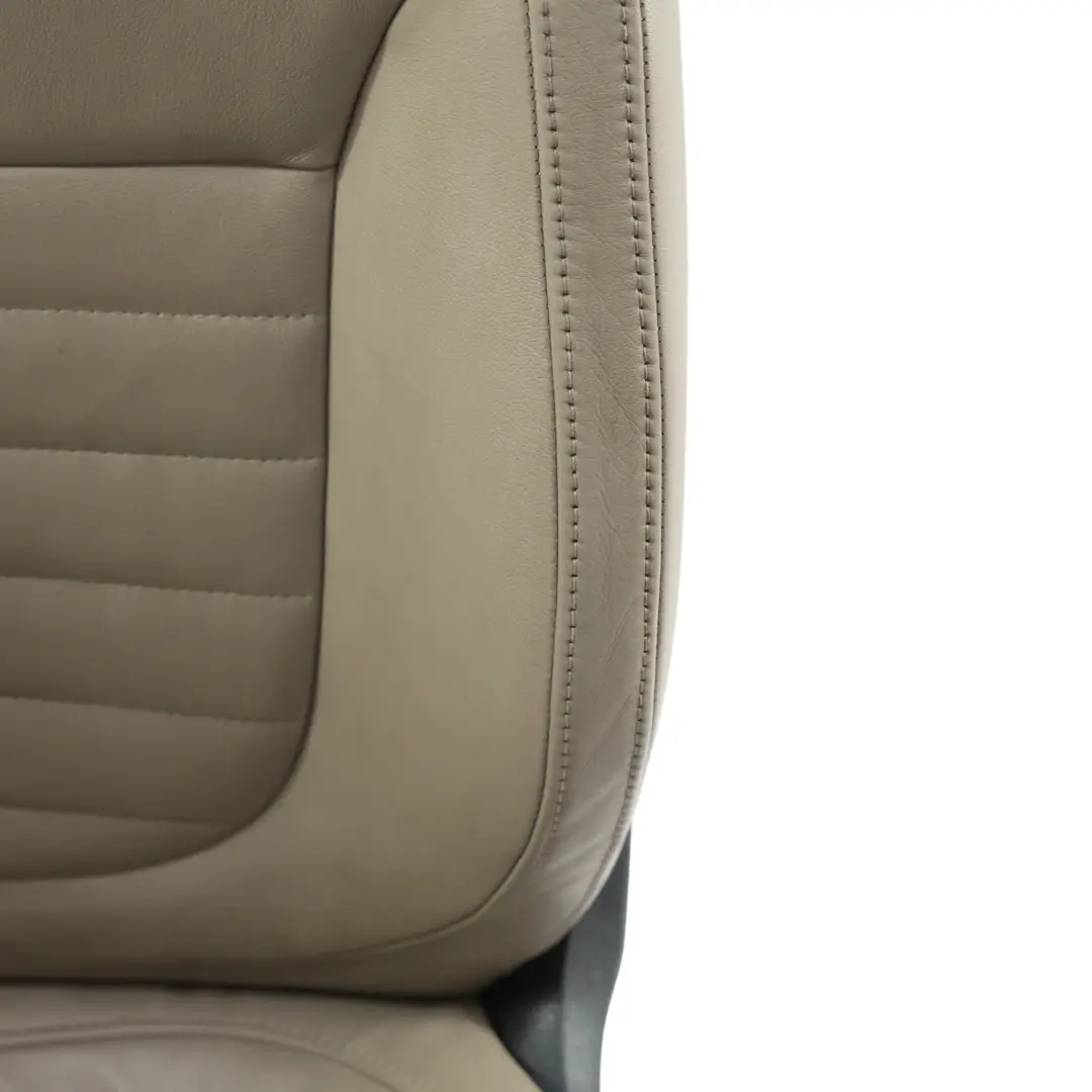 Sedile Anteriore Riscaldato Interno Sinistro Pelle Beige per Skoda Yeti 5L con numero di parte 5L6881021H Skoda Yeti 5L Sedile Anteriore Riscaldato Interno Sinistro Pelle Beige - SKU 5L6881021H - Numero di parte 5L6881021H