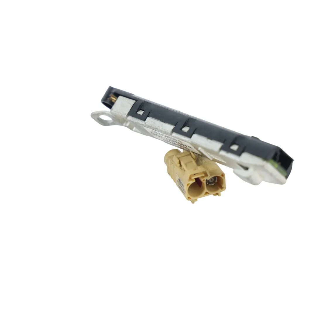 5M Amplificador Antena para Volkswagen Golf Plus con número de pieza 5M0035577G Volkswagen Golf Plus 5M Amplificador Antena - SKU 5M0035577G - Número de pieza 5M0035577G