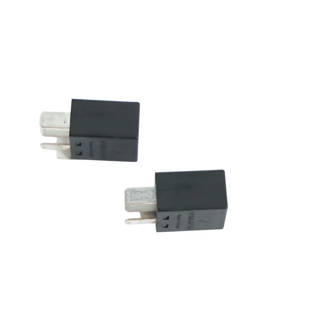 Mk8 Relay 4-Pin Black 12V 20A SET X2 to Ford Transit with Part number 5M5T-14B192-AA Ford Transit Mk8 Relay 4-Pin Black 12V 20A SET X2 - SKU 5M5T-14B192-AA-1 - Part number 5M5T-14B192-AA