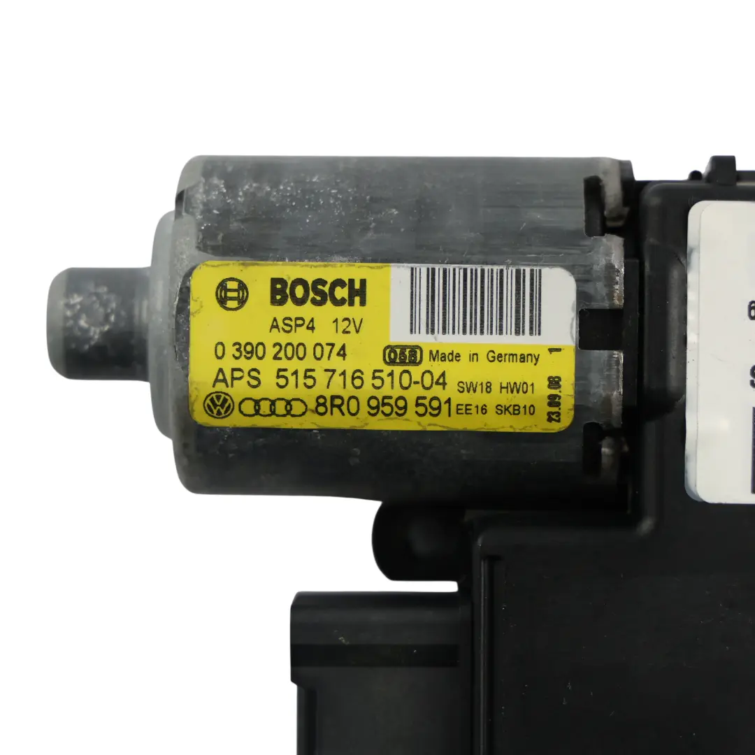 Panoramic Glass Sliding Sunroof Motor 8R0959591 to Volkswagen Tiguan 5N with Part number 5N0877041D Volkswagen Tiguan 5N Panoramic Glass Sliding Sunroof Motor 8R0959591 - SKU 5N0877041D - Part number 5N0877041D