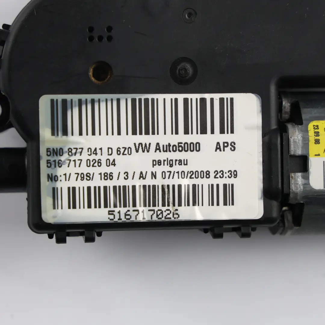Panoramic Glass Sliding Sunroof Motor 8R0959591 to Volkswagen Tiguan 5N with Part number 5N0877041D Volkswagen Tiguan 5N Panoramic Glass Sliding Sunroof Motor 8R0959591 - SKU 5N0877041D - Part number 5N0877041D