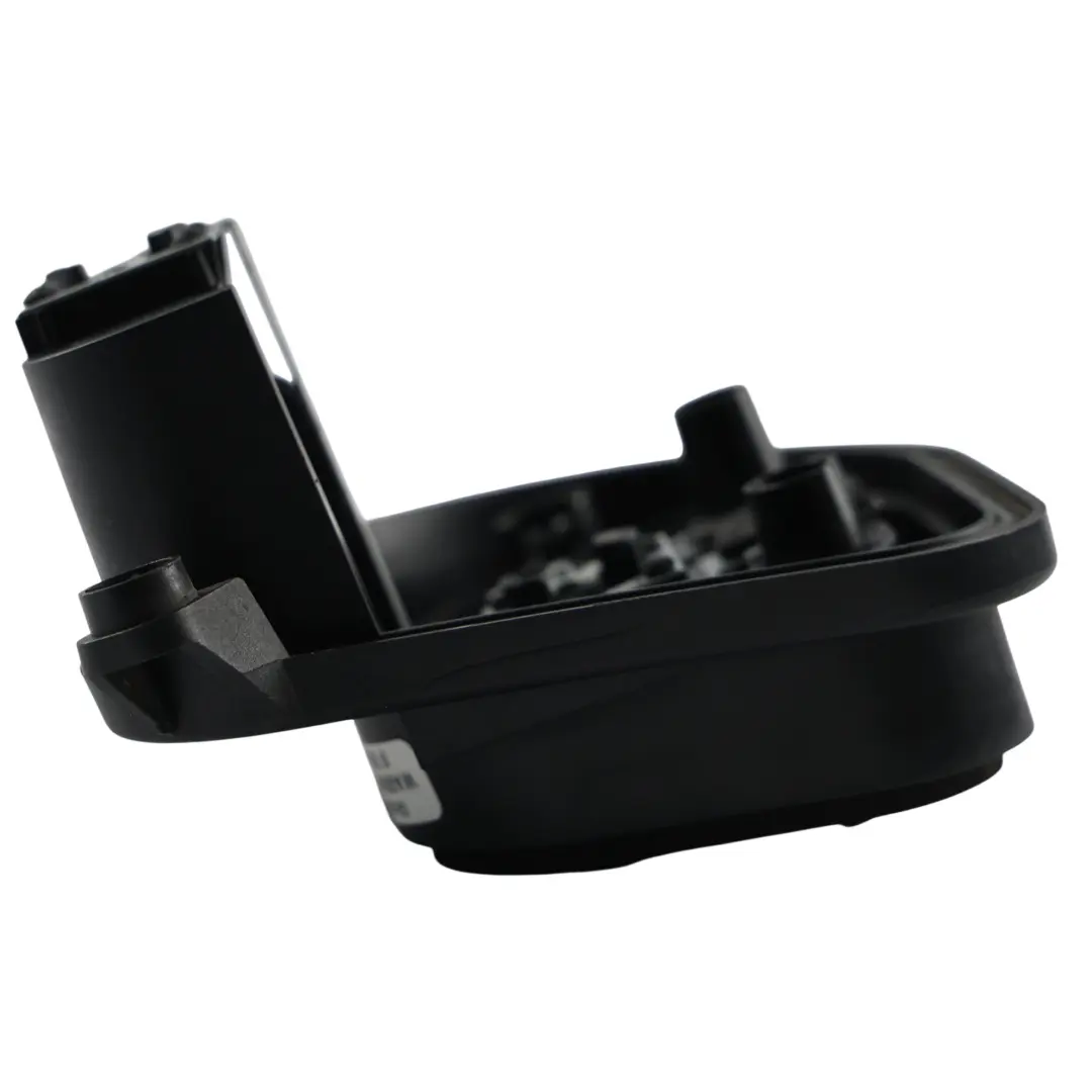 Volkswagen Tiguan Taillight Rear Outer Bulb Socket Holder Left N/S - SKU 5N0945257D - Part number 5N0945257D