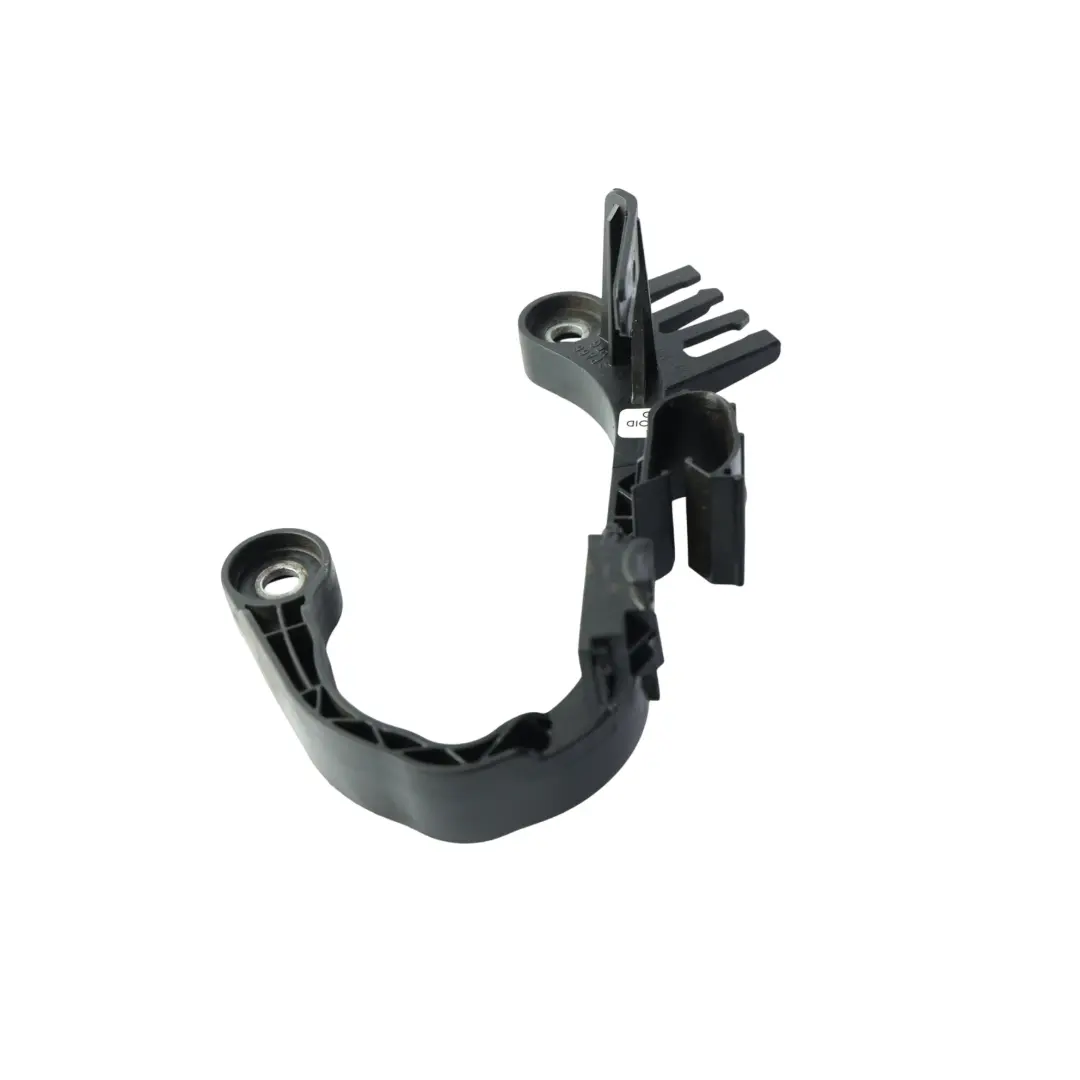 Staffa Piastra Fissaggio Motorino Avviamento per Volkswagen Tiguan 5N con numero di parte 5N0971858 Volkswagen Tiguan 5N Staffa Piastra Fissaggio Motorino Avviamento - SKU 5N0971858 - Numero di parte 5N0971858