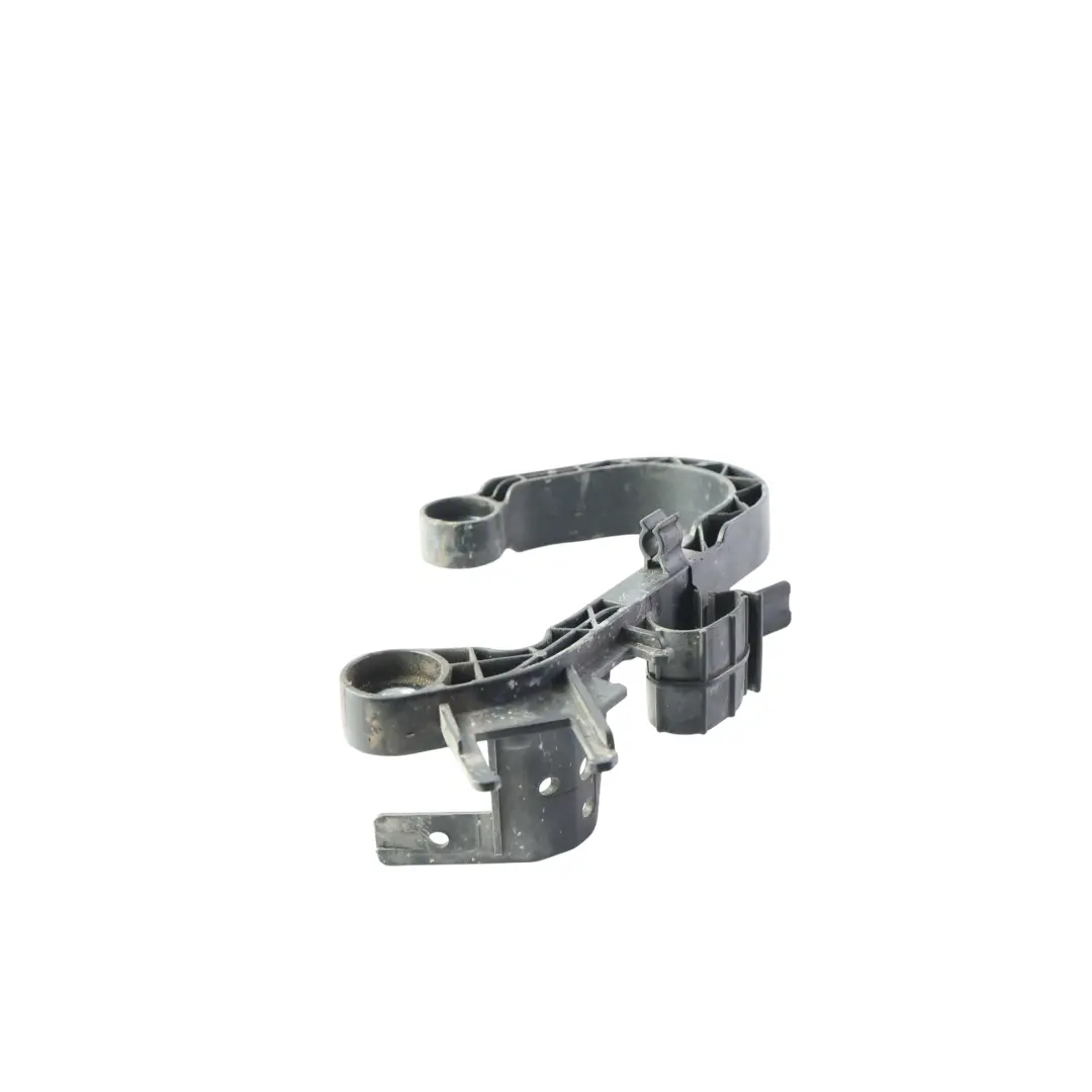 Piastra Fissaggio Supporto Motorino Avviamento per Volkswagen Tiguan 5N con numero di parte 5N0971858E Volkswagen Tiguan 5N Piastra Fissaggio Supporto Motorino Avviamento - SKU 5N0971858E - Numero di parte 5N0971858E