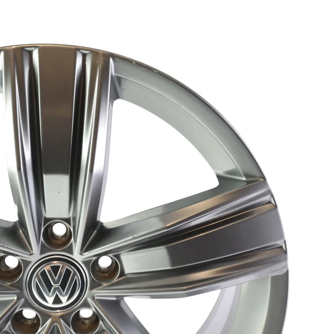 Volkswagen Tiguan AD1 Jante Alliage Grise 19'' 7J ET:43 5x112 - SKU 5NA601025Q-1 - Numéro de pièce 5NA601025Q