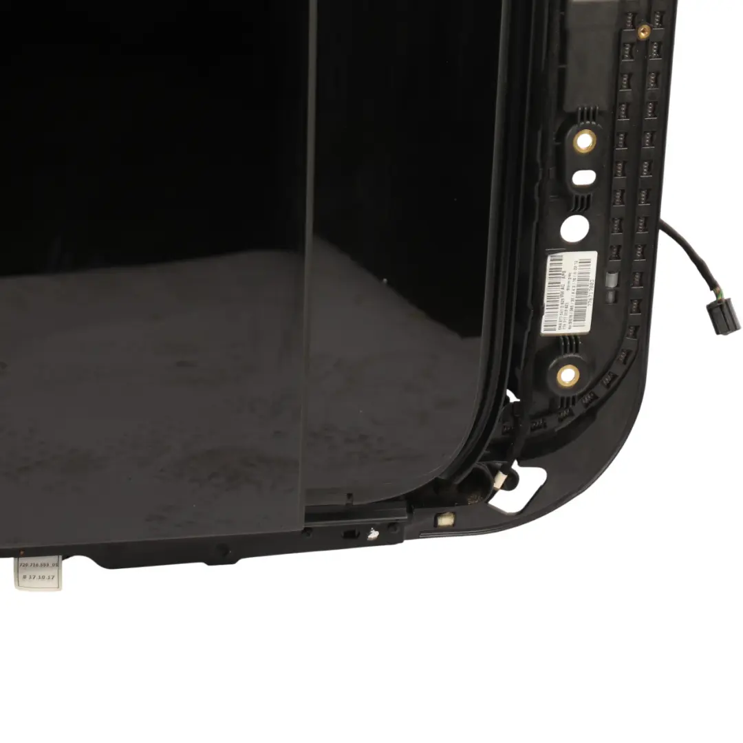Mk2 Panoramic Roof Sunroof Assembly to Volkswagen Tiguan with Part number 5NA817101A Volkswagen Tiguan Mk2 Panoramic Roof Sunroof Assembly - SKU 5NA817101A - Part number 5NA817101A
