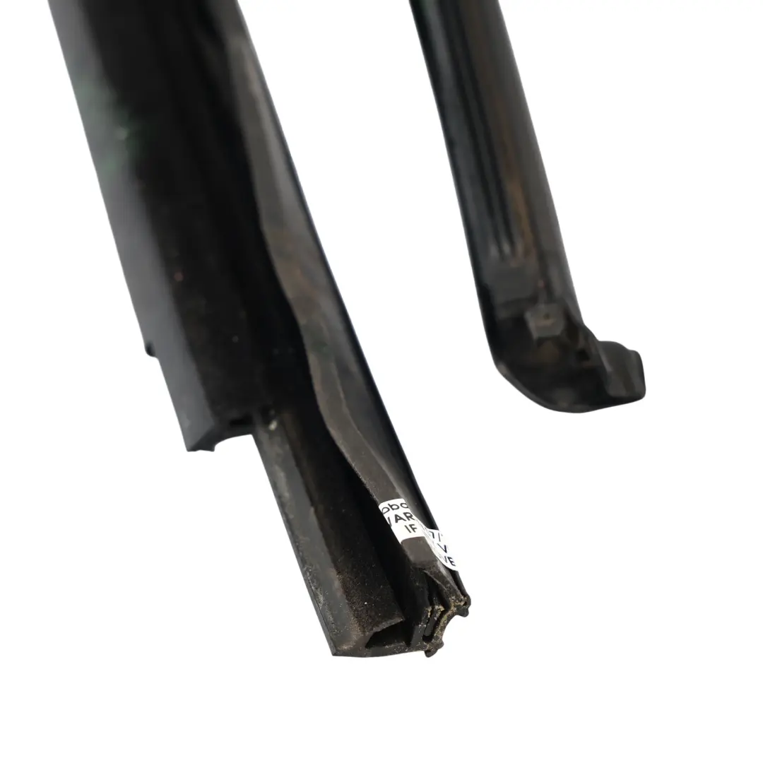 Volkswagen Tiguan MK2 Guarnizione Guida Finestrino Posteriore Destro - SKU 5NA839432G - Numero di parte 5NA839432G