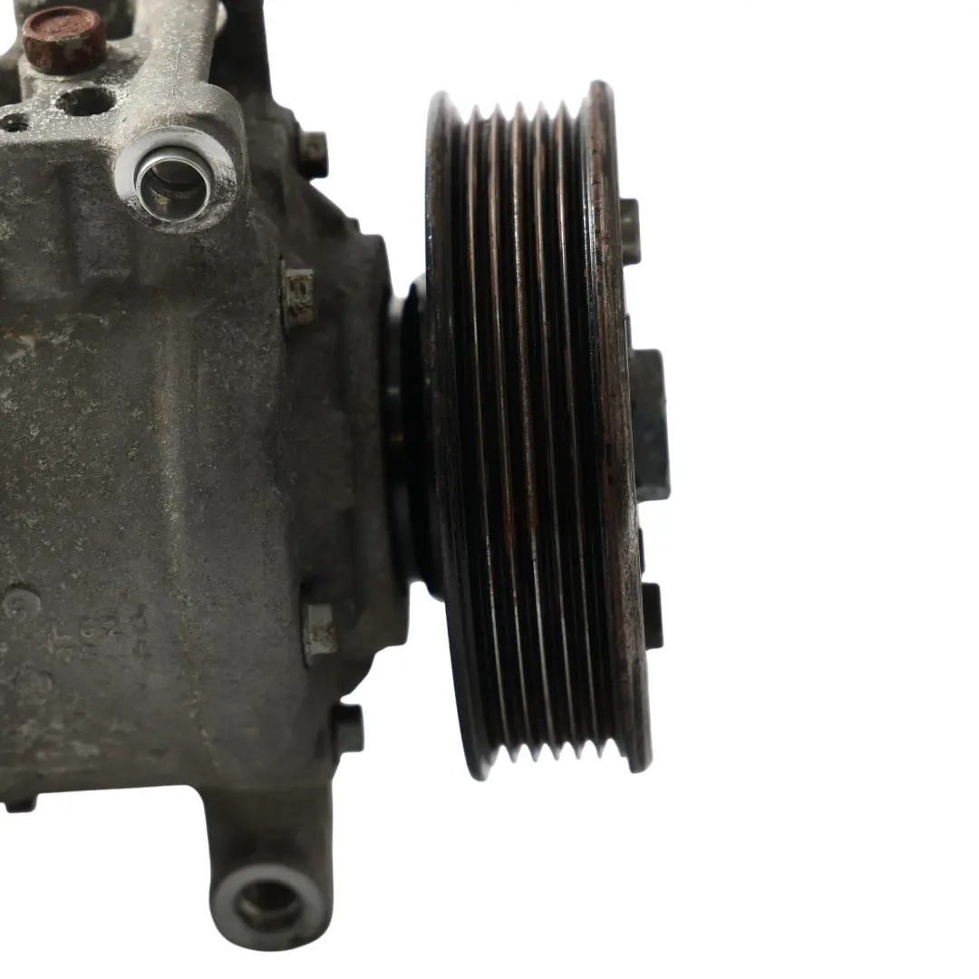 2K Sprężarka Klimatyzacji 2.0 TDI do Volkswagen Caddy Maxi o numerze 5Q0820803K Volkswagen Caddy Maxi 2K Sprężarka Klimatyzacji 2.0 TDI - SKU 5Q0820803K - Numer Części 5Q0820803K