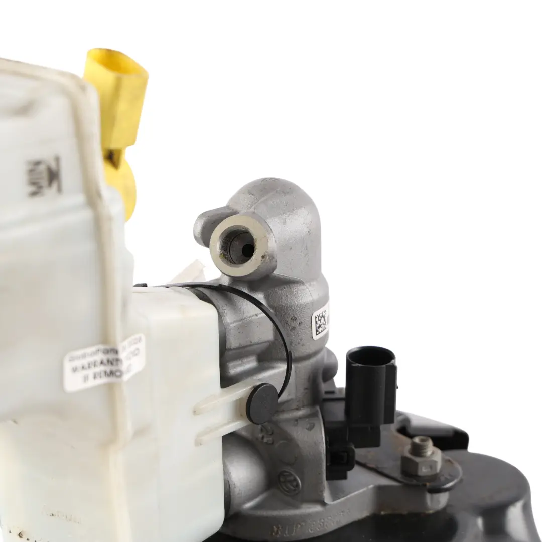 Brake Servo Booster Master Cylinder Unit 1.4 TSI to Audi A3 8V with Part number 5Q2614105AJ Audi A3 8V Brake Servo Booster Master Cylinder Unit 1.4 TSI - SKU RHD-5Q2614105AJ - Part number 5Q2614105AJ
