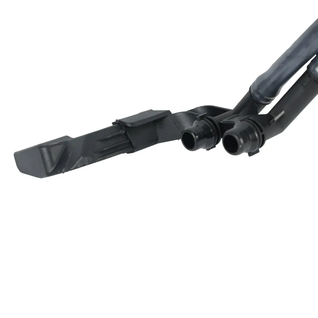 Tubo Manguera Línea Refrigerante para Volkswagen Tiguan Ad1 con número de pieza 5QH815097C Volkswagen Tiguan Ad1 Tubo Manguera Línea Refrigerante - SKU 5QH815097C - Número de pieza 5QH815097C