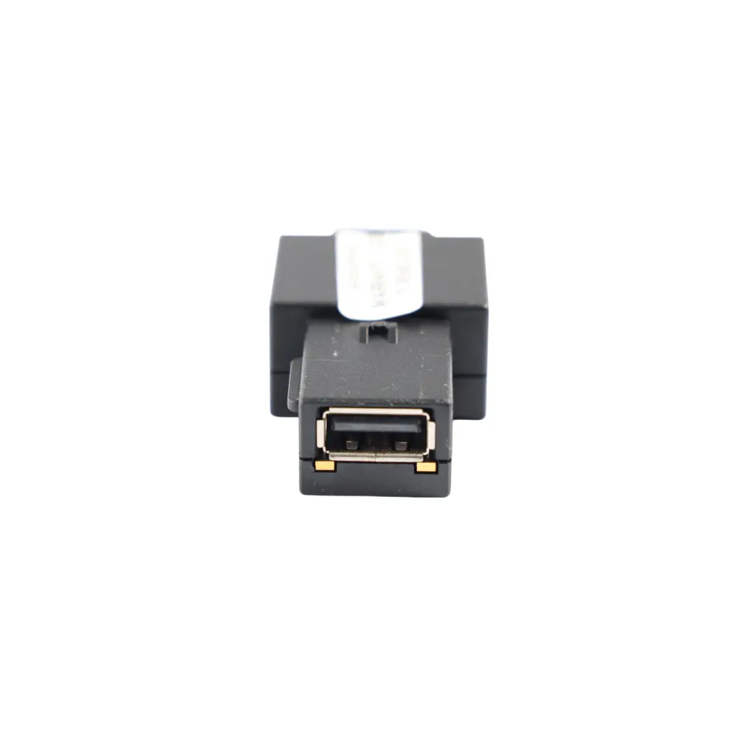 MK2 Mittelkonsole Hinten USB Buchse Anschluss für Volkswagen Tiguan mit Teilenummer 5U0035726 Volkswagen Tiguan MK2 Mittelkonsole Hinten USB Buchse Anschluss - SKU 5U0035726 - Teilenummer 5U0035726