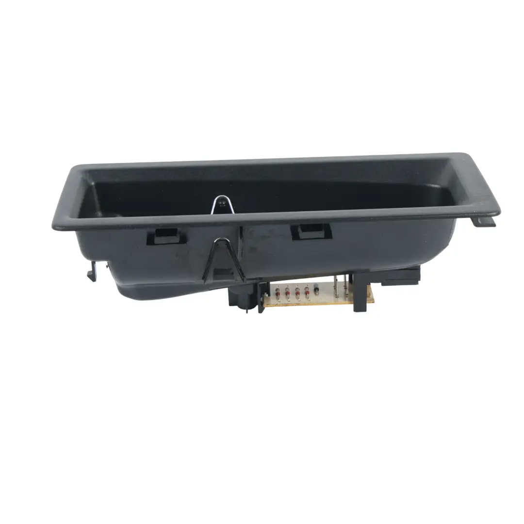 Boot Trunk Light Housing Bracket Cover 9685632280 to Citroën C4 Grand Picasso with Part number 6362Z0 Citroën C4 Grand Picasso Boot Trunk Light Housing Bracket Cover 9685632280 - SKU 6362Z0 - Part number 6362Z0