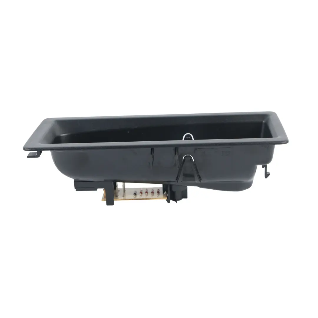 Citroen C4 Grand Picasso Obudowa Osłona Światła Bagażnika 9685632280 do o numerze 6362Z0 Citroen C4 Grand Picasso Obudowa Osłona Światła Bagażnika 9685632280 - SKU 6362Z0 - Numer Części 6362Z0