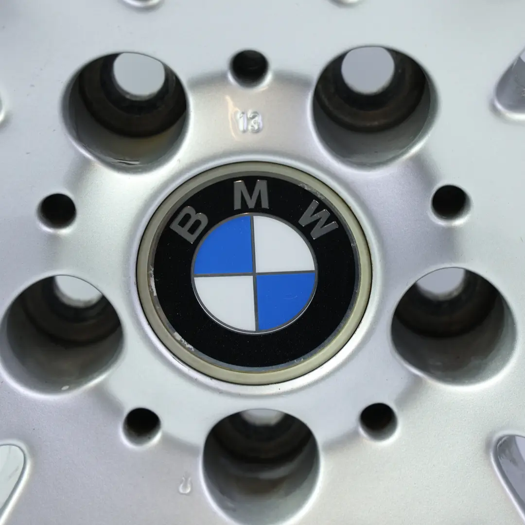 Felge Hinten Silber 18" 9J ET:18 Style 120 für BMW E63 E64 mit Teilenummer 6760626 BMW E63 E64 Felge Hinten Silber 18" 9J ET:18 Style 120 - SKU 6760626-1 - Teilenummer 6760626