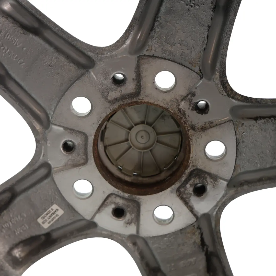 Cerchio Ruota In Lega 16" Spider Spoke 140 Et:44 7J per BMW E81 E82 E87 con numero di parte 6769401 BMW E81 E82 E87 Cerchio Ruota In Lega 16" Spider Spoke 140 Et:44 7J - SKU 6769401 - Numero di parte 6769401