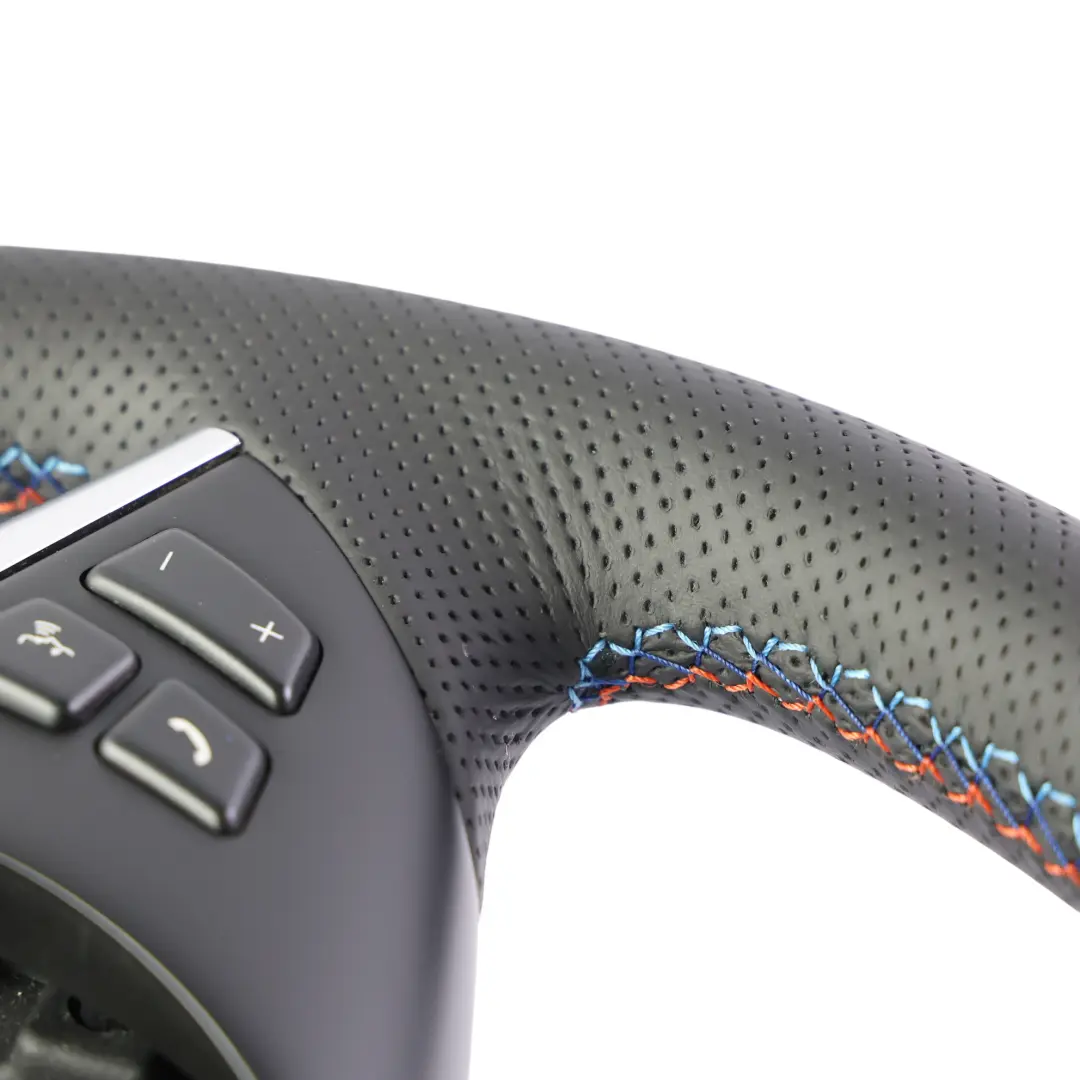 Deportivo NUEVO Cuero Negro Multifunción para BMW E60 E61 E63 E64 Volante con número de pieza 6774458 BMW E60 E61 E63 E64 Volante Deportivo NUEVO Cuero Negro Multifunción - SKU 6774458-1 - Número de pieza 6774458