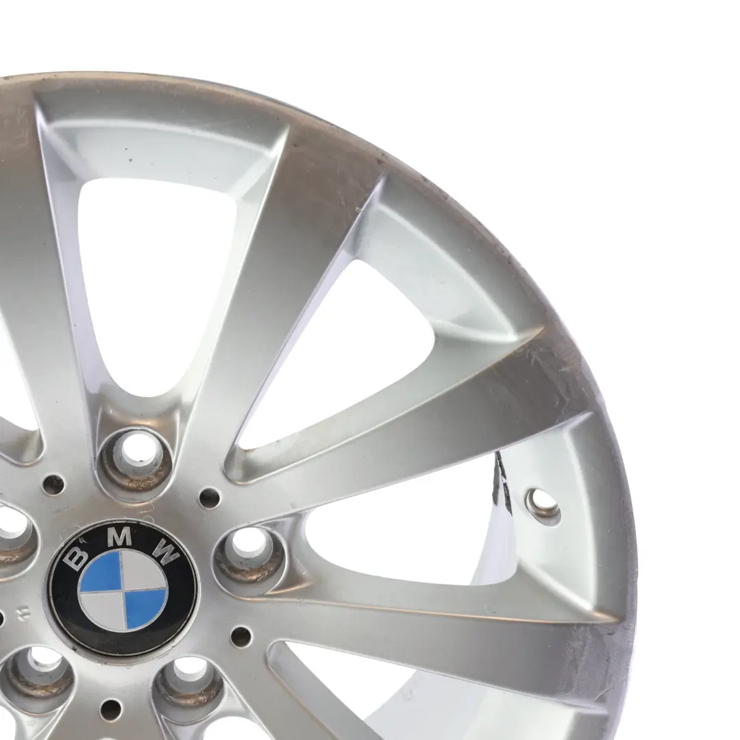 Cerchio In Lega A V Razze 285 17" Et:34 8J per BMW E90 E91 E92 con numero di parte 6783631 BMW E90 E91 E92 Cerchio In Lega A V Razze 285 17" Et:34 8J - SKU 6783631-1 - Numero di parte 6783631