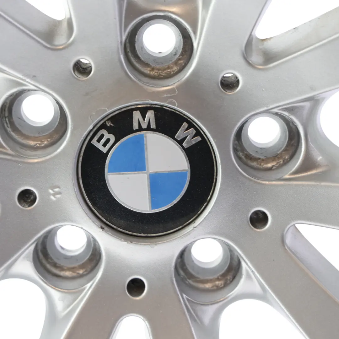 Cerchio In Lega A V Razze 285 17" Et:34 8J per BMW E90 E91 E92 con numero di parte 6783631 BMW E90 E91 E92 Cerchio In Lega A V Razze 285 17" Et:34 8J - SKU 6783631-1 - Numero di parte 6783631