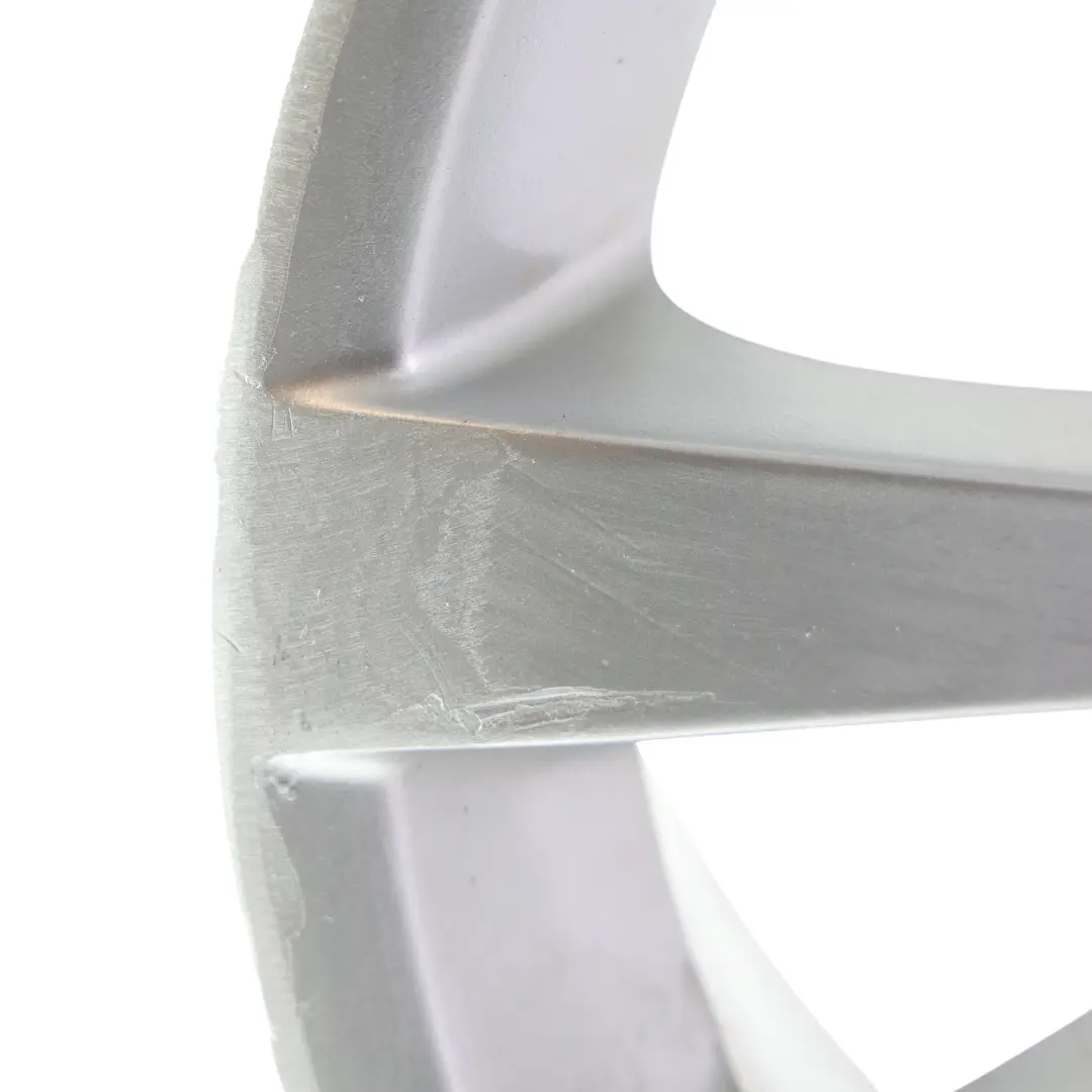 Cerchio In Lega A V Razze 285 17" Et:34 8J per BMW E90 E91 E92 con numero di parte 6783631 BMW E90 E91 E92 Cerchio In Lega A V Razze 285 17" Et:34 8J - SKU 6783631-1 - Numero di parte 6783631
