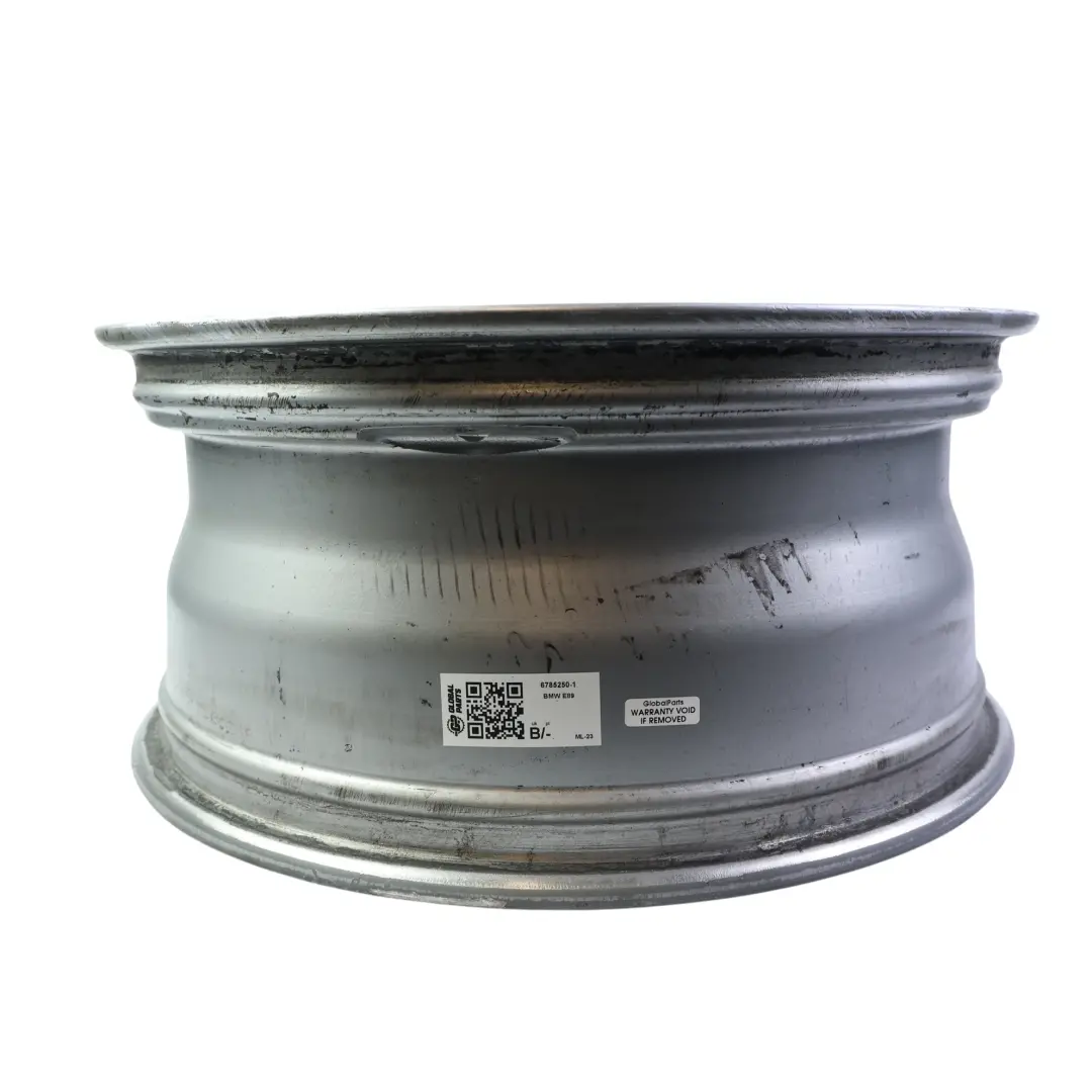 Front Silver Alloy Wheel Rim 18" Multispoke 293 ET:29 8J to BMW Z4 E89 with Part number 6785250 BMW Z4 E89 Front Silver Alloy Wheel Rim 18" Multispoke 293 ET:29 8J - SKU 6785250-1 - Part number 6785250
