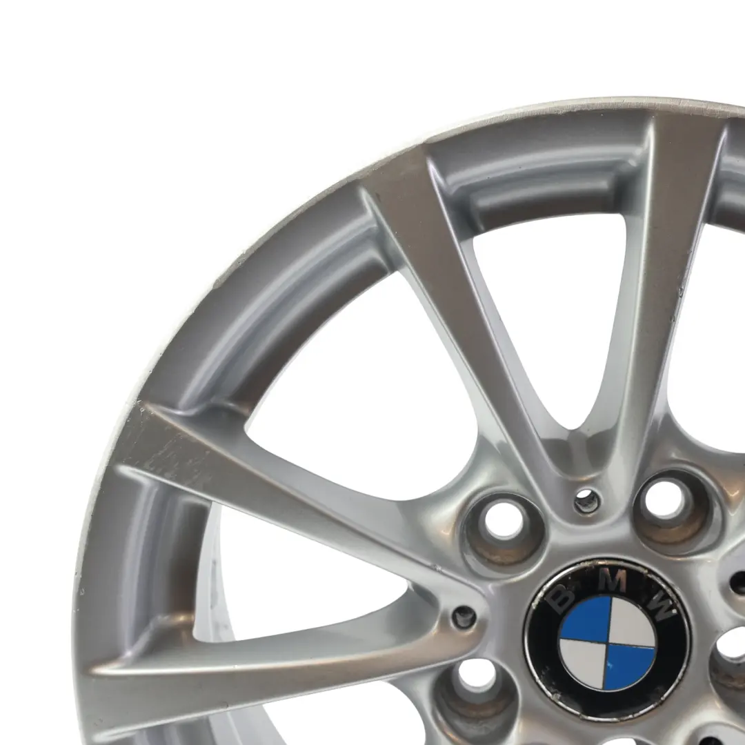 Silberne Leicht Metall Felge 16" 7J ET:31 V-Speiche 390 für BMW F30 F31 F36 mit Teilenummer 6796236 BMW F30 F31 F36 Silberne Leicht Metall Felge 16" 7J ET:31 V-Speiche 390 - SKU 6796236-1 - Teilenummer 6796236