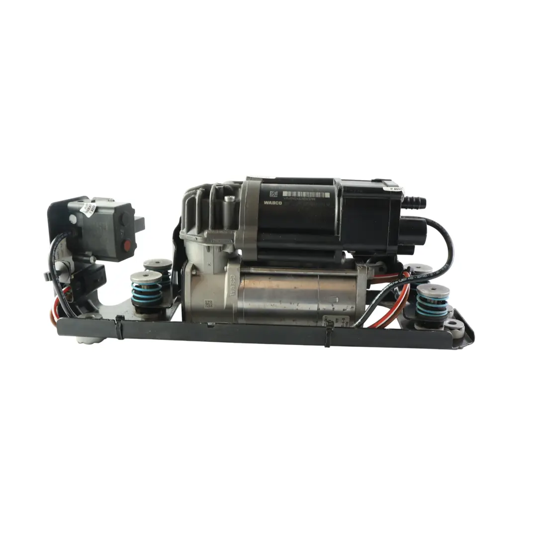 Compresor Suspensión Neumática 6789450 para BMW F01 F02 F07 F11 Motor con número de pieza 6875176 BMW F01 F02 F07 F11 Motor Compresor Suspensión Neumática 6789450 - SKU 6875176-3 - Número de pieza 6875176