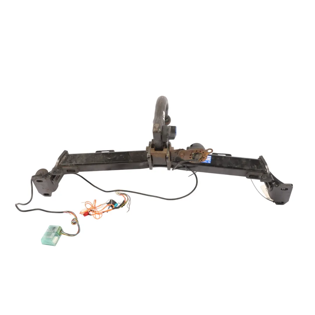 BMW F10 Tow Bar Trailer Tow-Trust Towbar Towing Hitch Hook Carrier TBMW6VK - SKU 6876028-3 - Part number 6876028