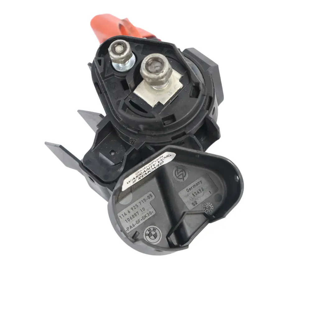 Pokrywa Zacisku Akumulatora Pod Maską do BMW E81 E82 E87 E90 E91 E92 o numerze 6925712 BMW E81 E82 E87 E90 E91 E92 Pokrywa Zacisku Akumulatora Pod Maską - SKU 6925712 - Numer Części 6925712