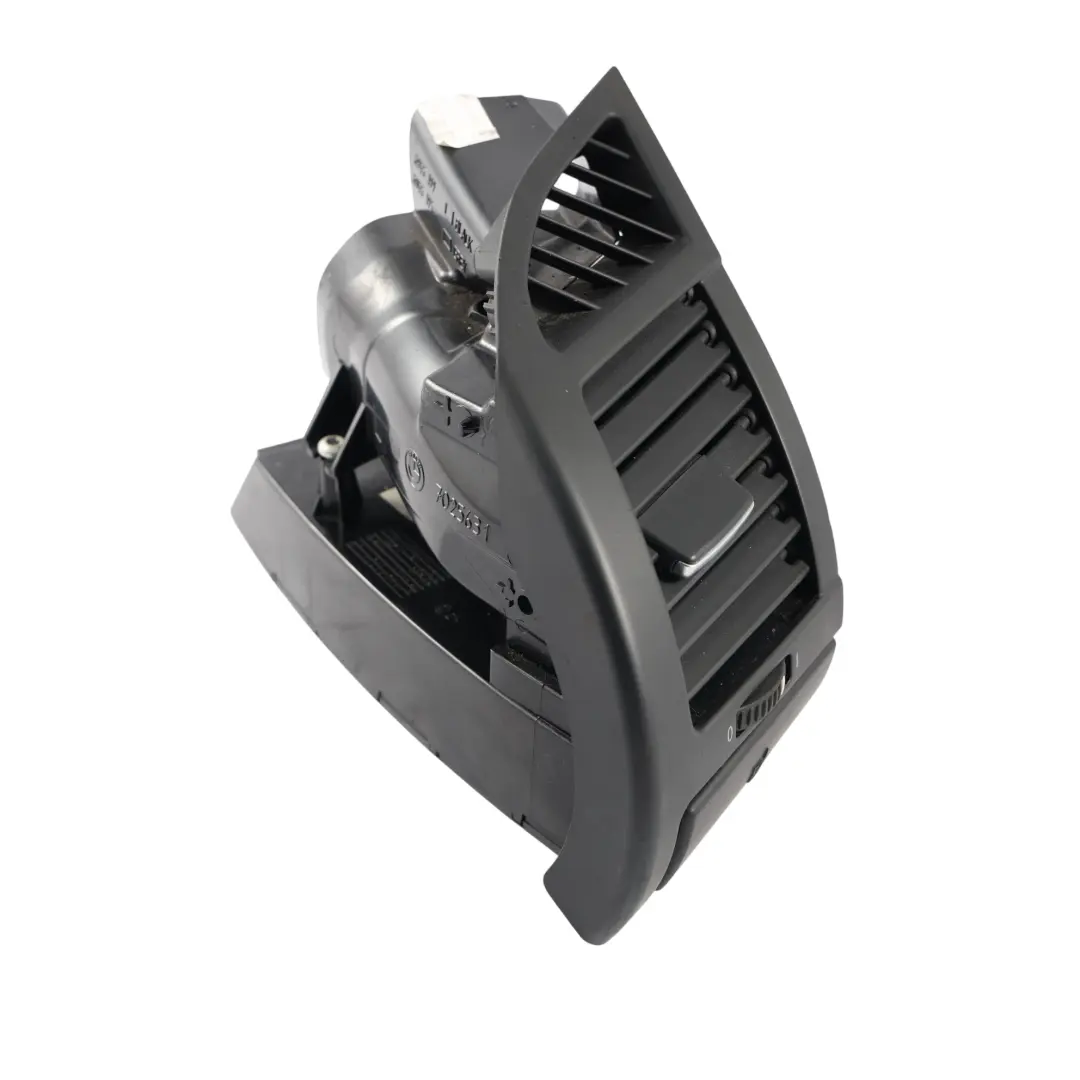 Armaturenbrett Luftdüse Gitter Vorne Links 7025631 für BMW Z4 E85 E86 mit Teilenummer 6945395 BMW Z4 E85 E86 Armaturenbrett Luftdüse Gitter Vorne Links 7025631 - SKU 6945395-3 - Teilenummer 6945395
