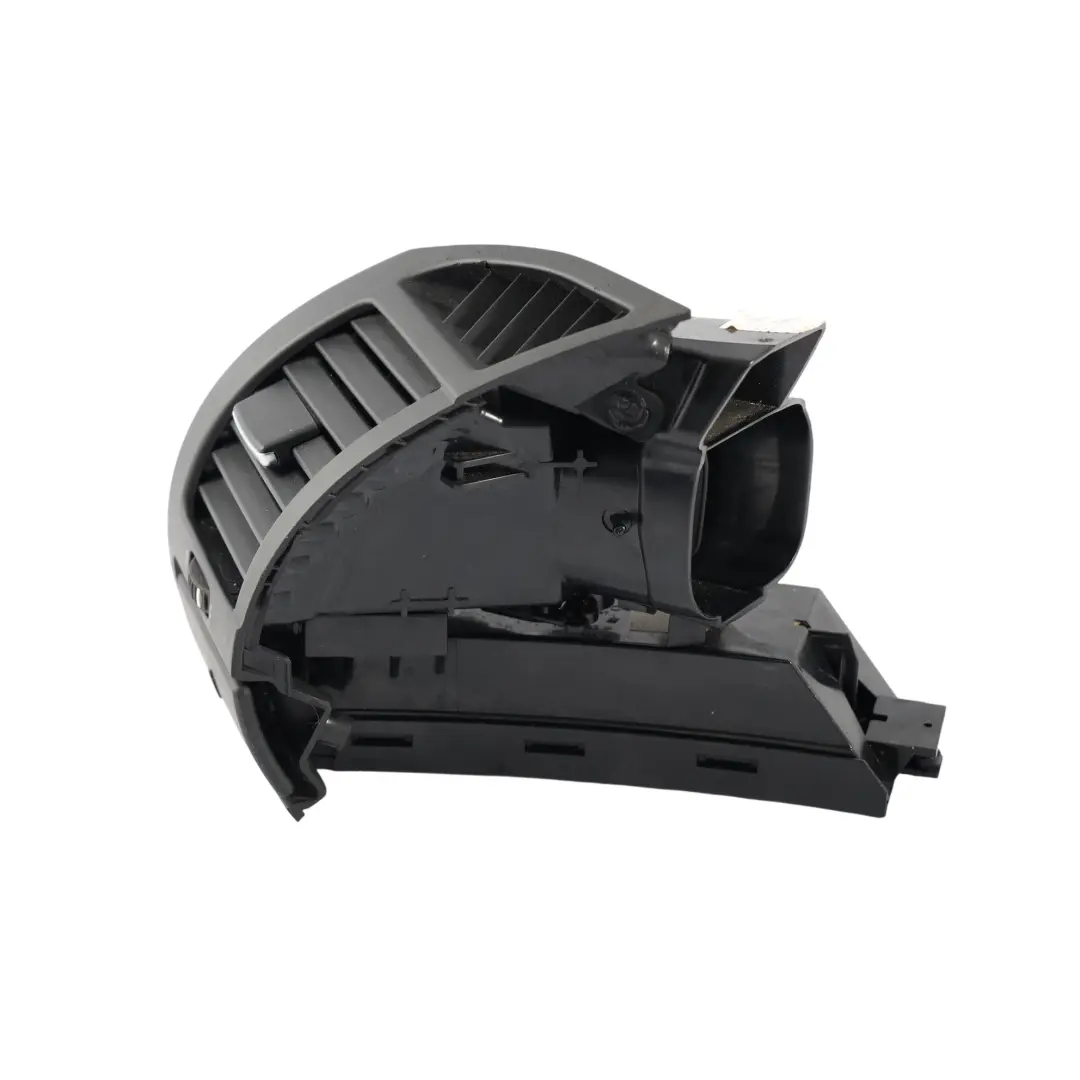 Grille Aération Tableau de Bord Avant Gauche 7025631 pour BMW Z4 E85 E86 à propos du numéro de pièce 6945395 BMW Z4 E85 E86 Grille Aération Tableau de Bord Avant Gauche 7025631 - SKU 6945395-3 - Numéro de pièce 6945395
