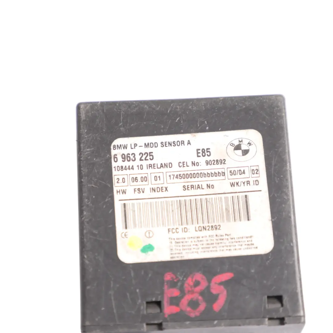 Moduł Sterownik Czujnika Alarmu do BMW Z3 E36 Z4 E85 o numerze 6963225 BMW Z3 E36 Z4 E85 Moduł Sterownik Czujnika Alarmu - SKU 6963225 - Numer Części 6963225