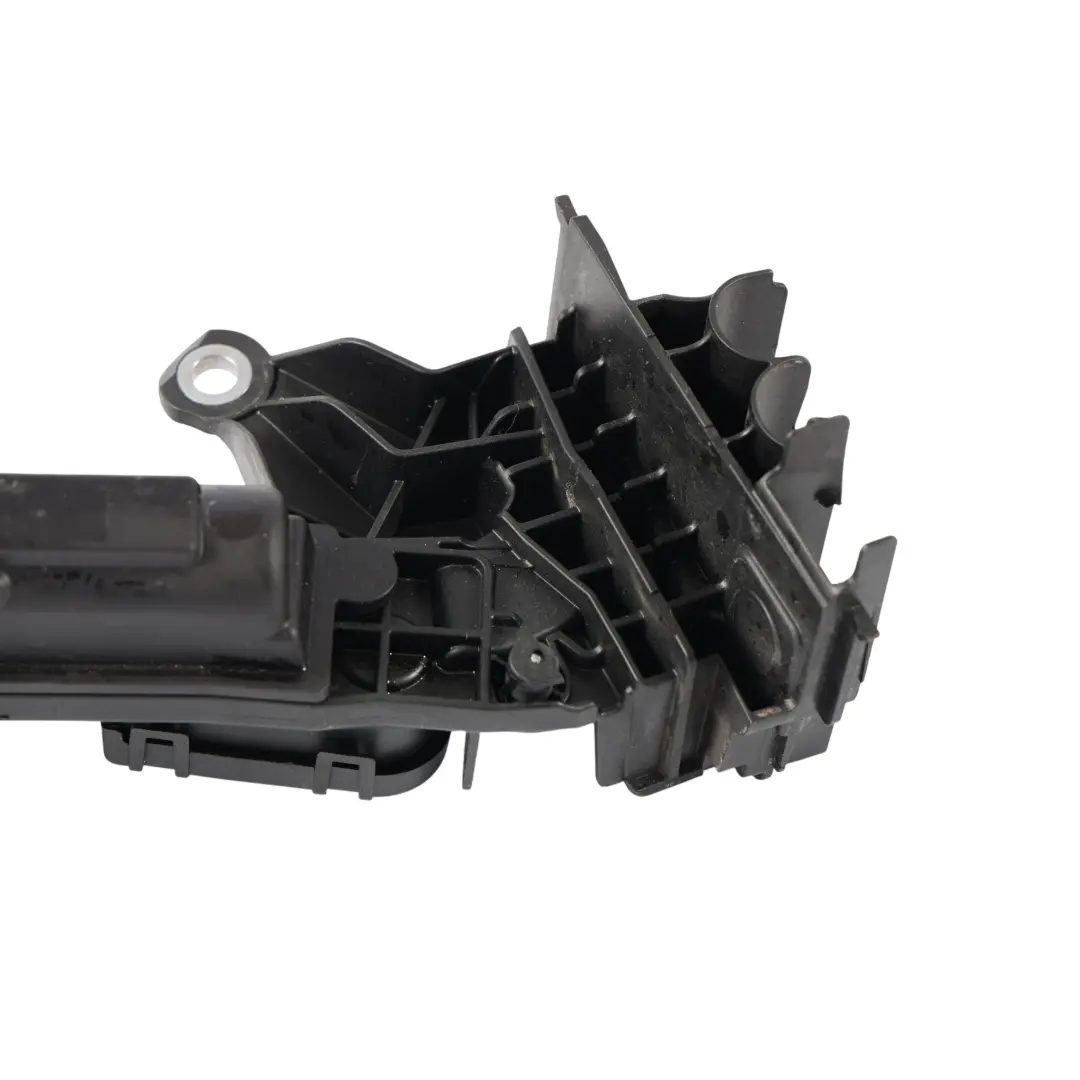 Jump Start Positive Terminal to BMW G20 330e Hybrid with Part number 6991401 BMW G20 330e Hybrid Jump Start Positive Terminal - SKU 6991401 - Part number 6991401