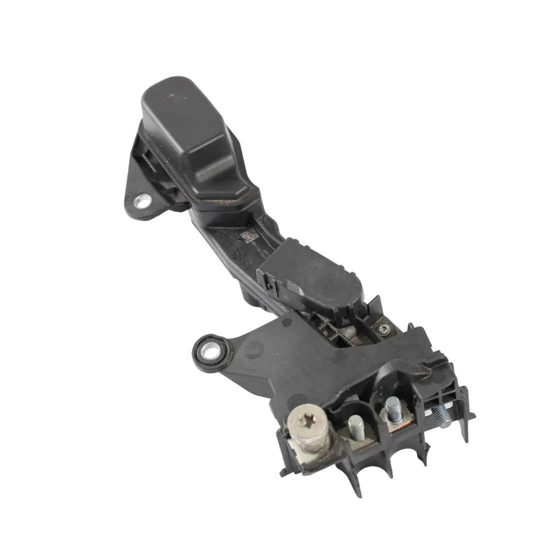 BMW G20 330e Hybrid Jump Start Positive Terminal - SKU 6991401 - Part number 6991401