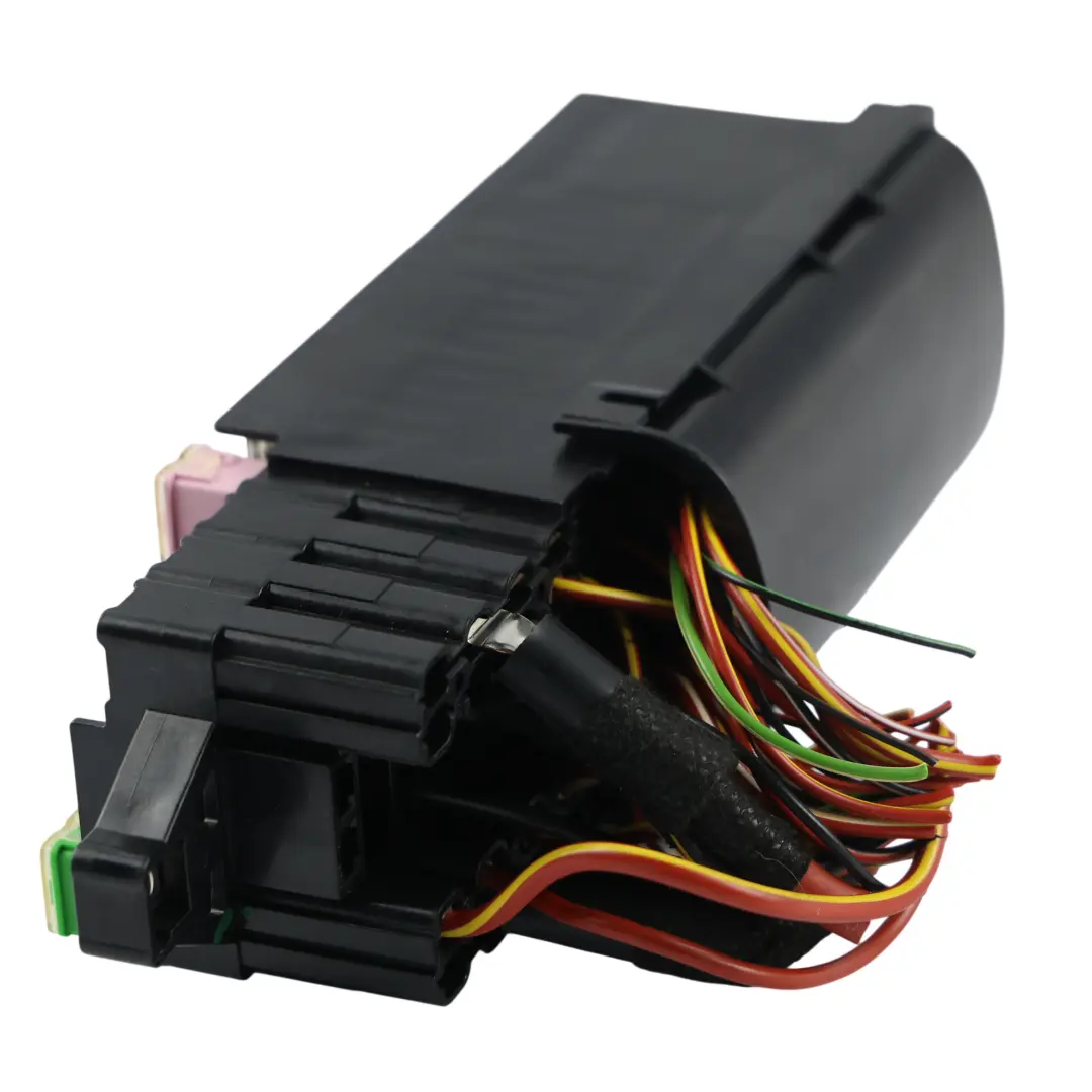 MK3 Polo MK5 Boîtier Fusibles Relais Module pour Skoda Fabia à propos du numéro de pièce 6C0937615A Skoda Fabia MK3 Polo MK5 Boîtier Fusibles Relais Module - SKU 6C0937615A - Numéro de pièce 6C0937615A