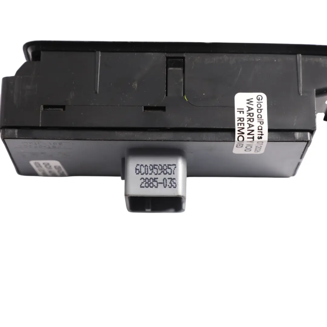Przełącznik Szyby Przedni Lewy do Volkswagen Polo 6R o numerze 6C0959857 Volkswagen Polo 6R Przełącznik Szyby Przedni Lewy - SKU 6C0959857 - Numer Części 6C0959857