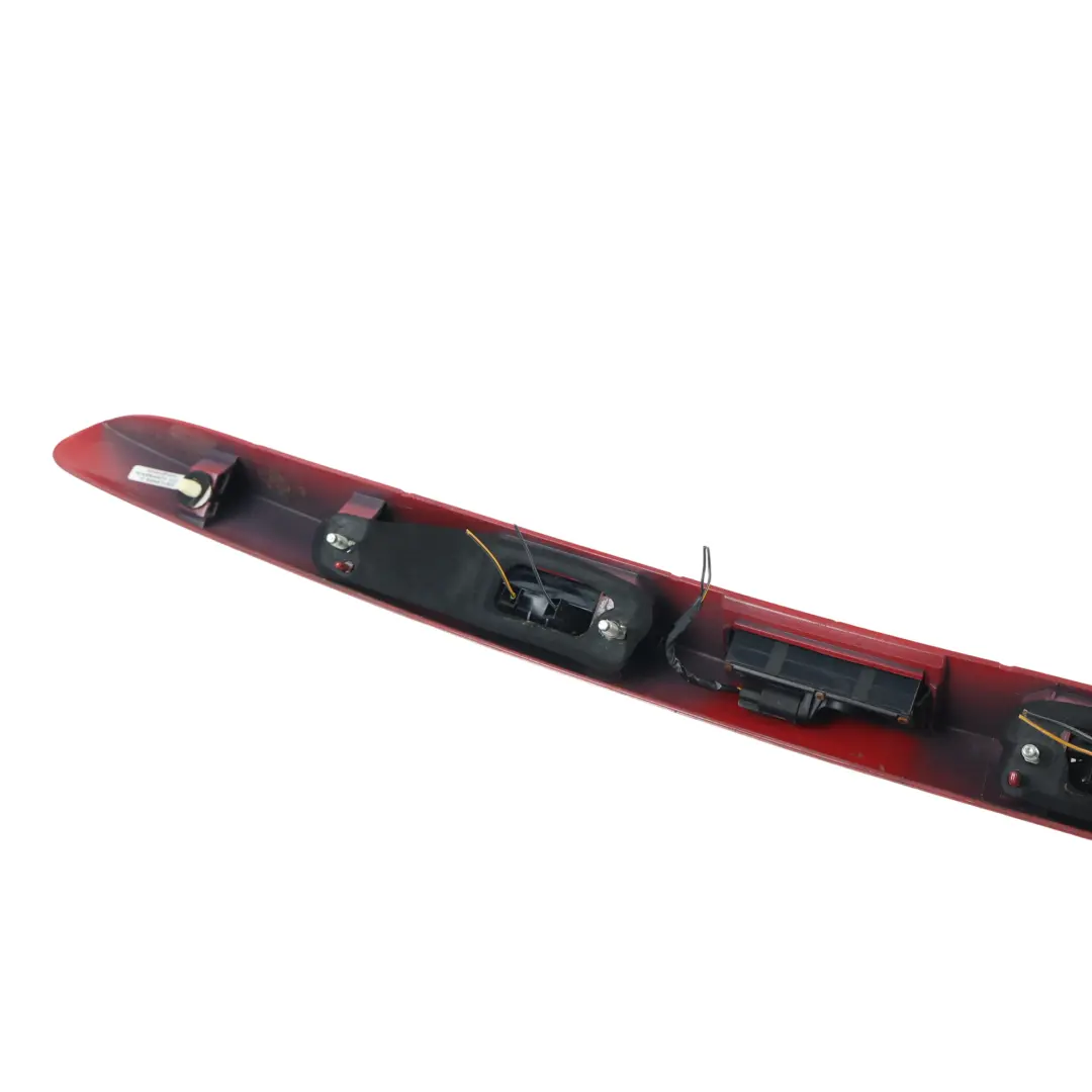 Ford Focus Mk2 Listwa Klapy Bagażnika Czerwony Colorado P1 6M51-A43404-JEA - SKU 6M51-A43404-BA-COL - Numer Części 6M51-A43404-BA