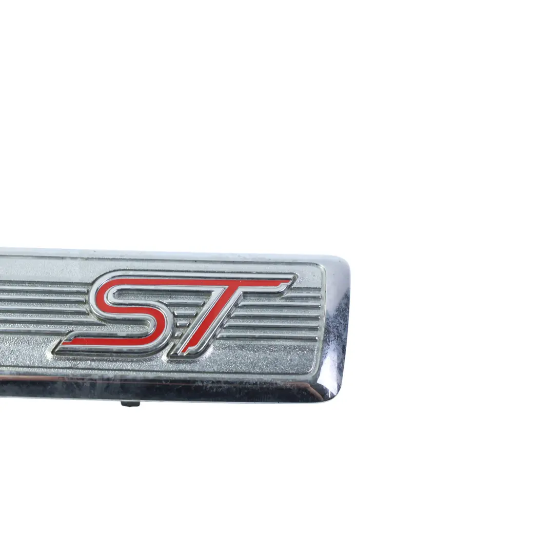 Ford Focus ST2 MK2 Emblemat Znaczek ST Przedni Lewy - SKU 6M5Y-16098-BC-1 - Numer Części 6M5Y-16098-BC