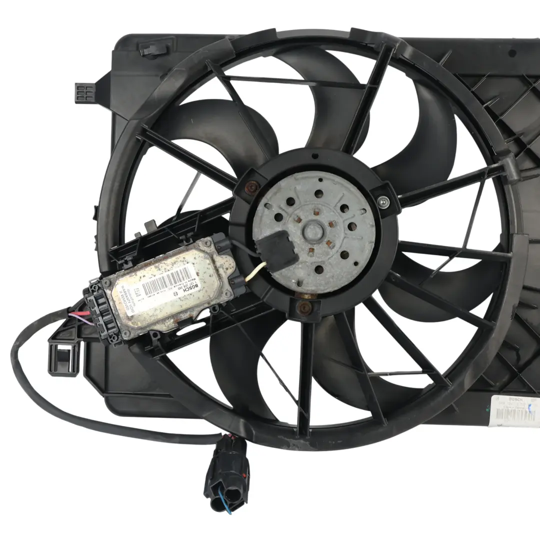 Ford Focus 3 MK2 Ventilateur Radiateur 2.5 Duratec - SKU 6M5Y8C607AH - Numéro de pièce 6M5Y8C607AH