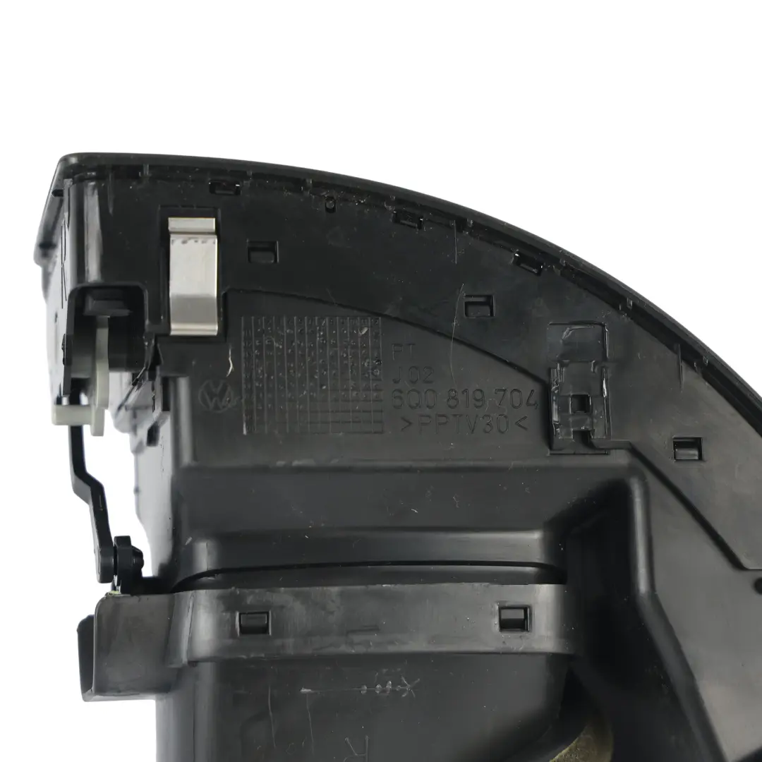 Volkswagen Polo 9N Dashboard Air Vent Grille Panel Front Right O/S - SKU 6Q0819704 - Part number 6Q0819704