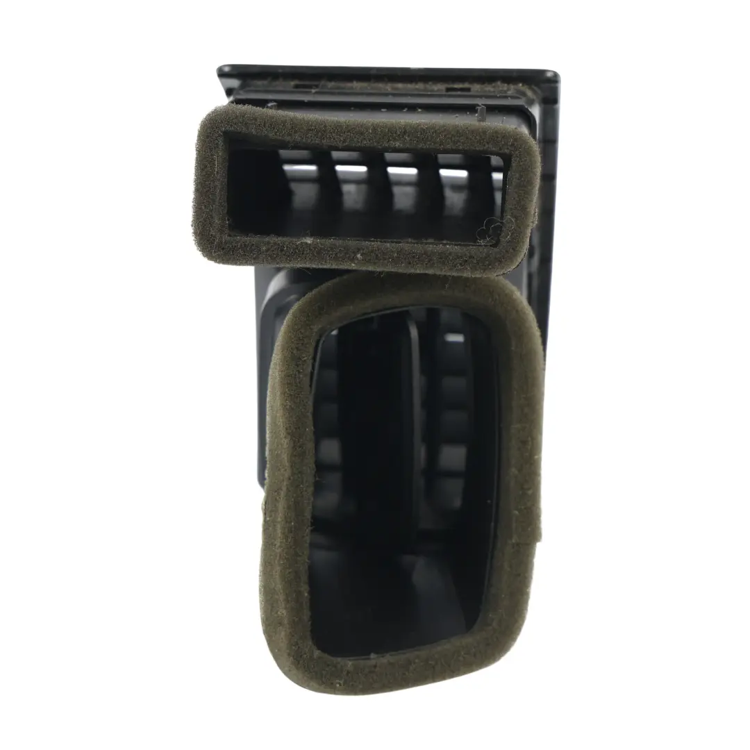 Volkswagen Polo 9N Grille Aération Tableau de Bord Avant Droit - SKU 6Q0819704 - Numéro de pièce 6Q0819704