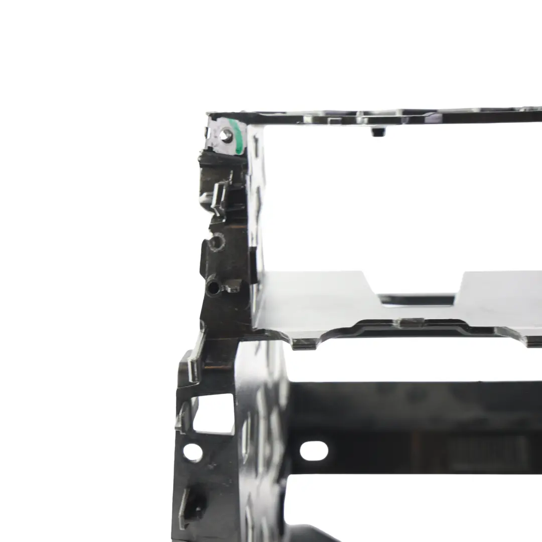 Support Cadre Cage Autoradio pour Volkswagen Polo GTI 6C 6R à propos du numéro de pièce 6R0858005D Volkswagen Polo GTI 6C 6R Support Cadre Cage Autoradio - SKU 6R0858005D - Numéro de pièce 6R0858005D