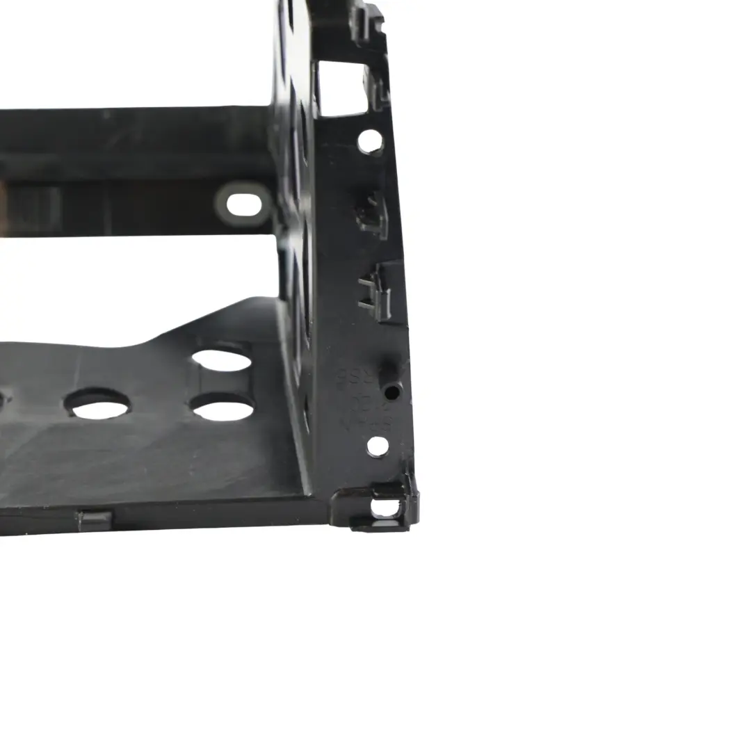 Support Cadre Cage Autoradio pour Volkswagen Polo GTI 6C 6R à propos du numéro de pièce 6R0858005D Volkswagen Polo GTI 6C 6R Support Cadre Cage Autoradio - SKU 6R0858005D - Numéro de pièce 6R0858005D