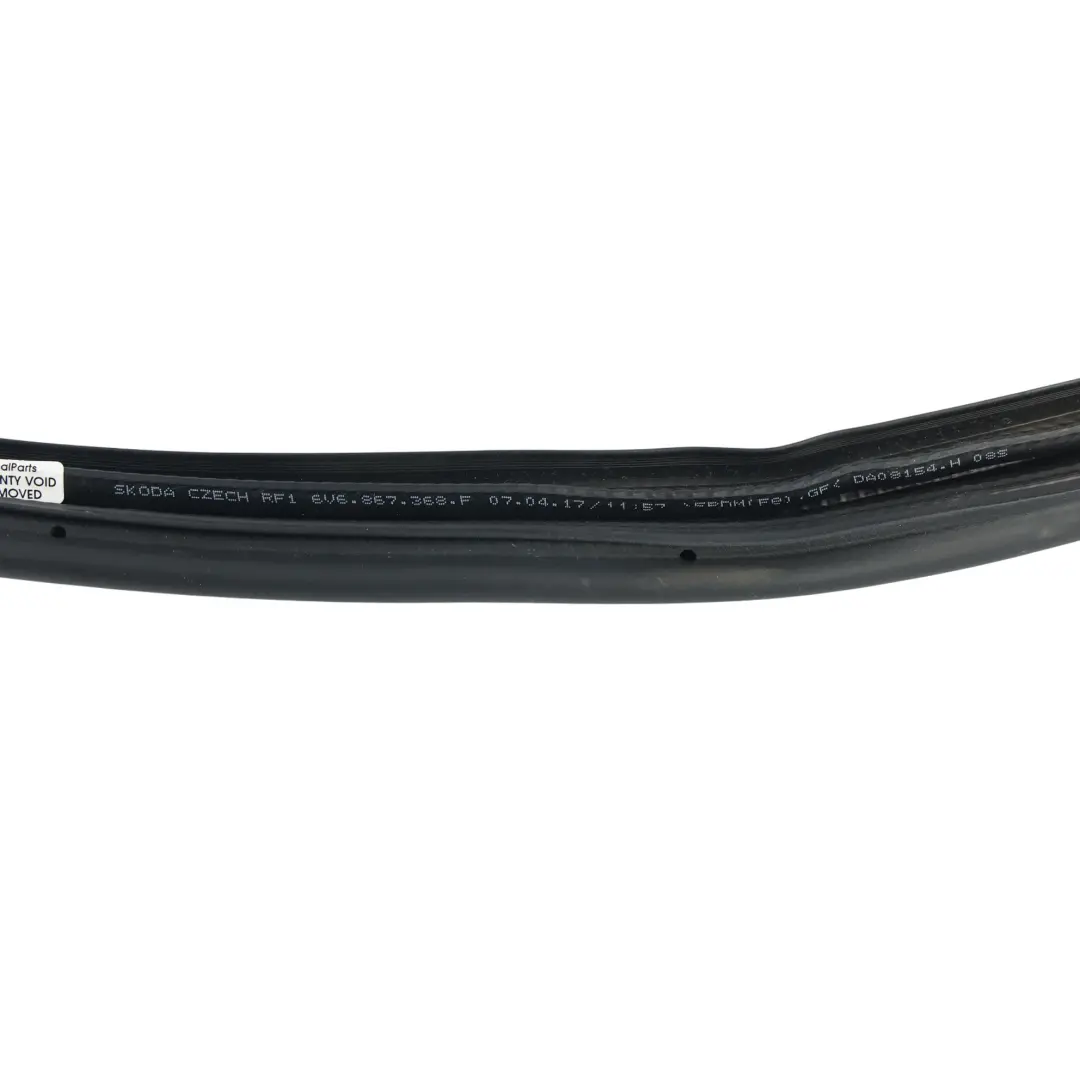 Skoda Fabia NJ Junta Goma Puerta Trasera Interior Derecha - SKU 6V6867368G - Número de pieza 6V6867368G