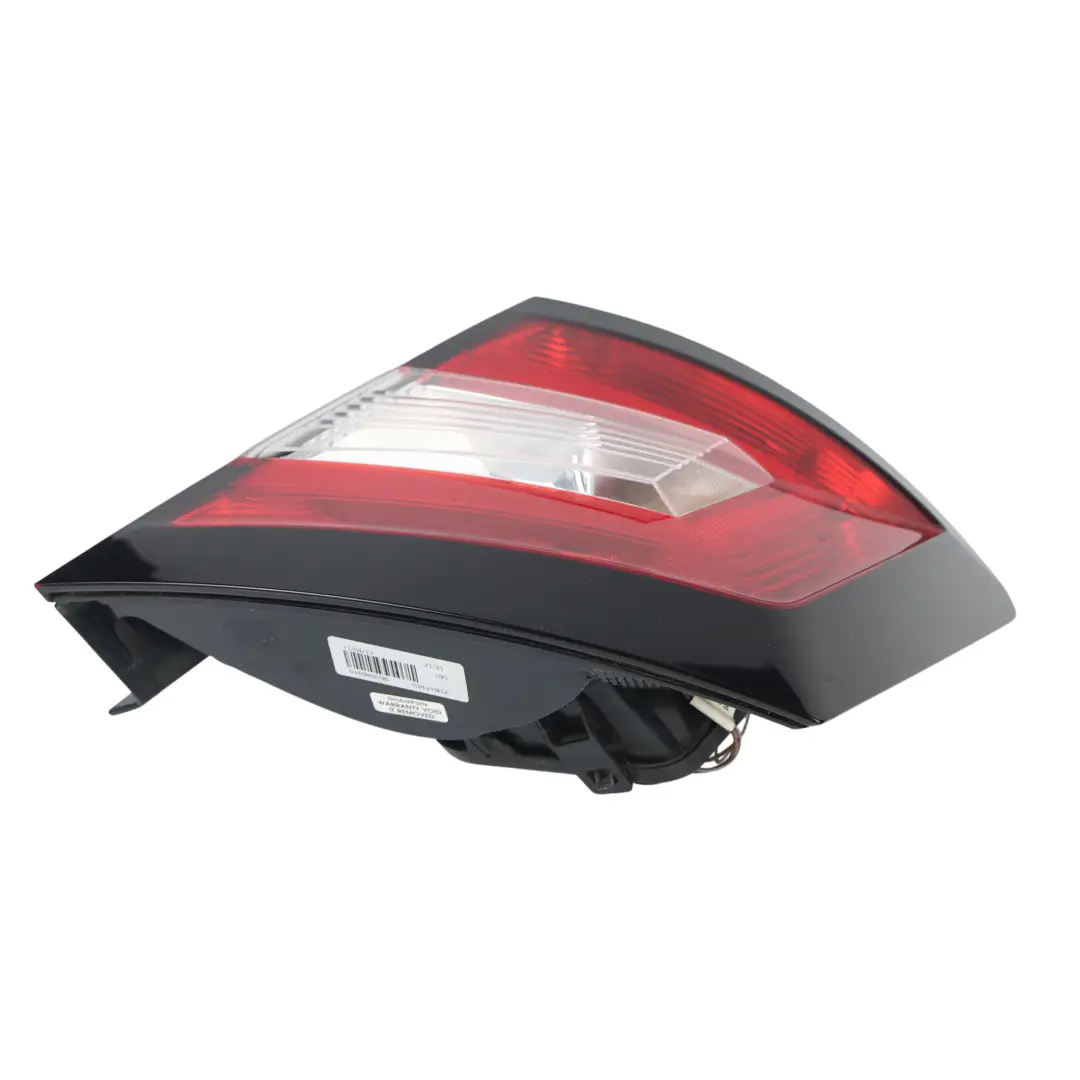 Skoda Fabia NJ Hatchback Lampa Tylna Prawa - SKU 6V6945096-1 - Numer Części 6V6945096