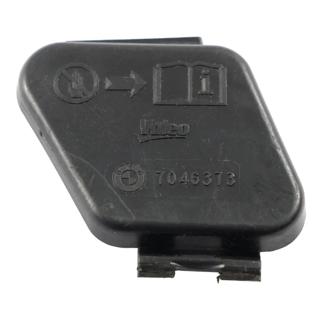 Coperchio Coprifaro Xenon Sinistro per BMW E87 con numero di parte 7046373 BMW E87 Coperchio Coprifaro Xenon Sinistro - SKU 7046373 - Numero di parte 7046373