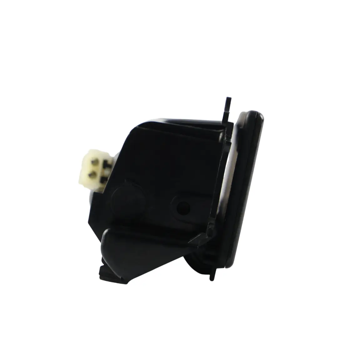 Centre Console Insert Ash Tray Lighter Smoker to BMW E63 E64 with Part number 7114939 BMW E63 E64 Centre Console Insert Ash Tray Lighter Smoker - SKU 7114939-2 - Part number 7114939