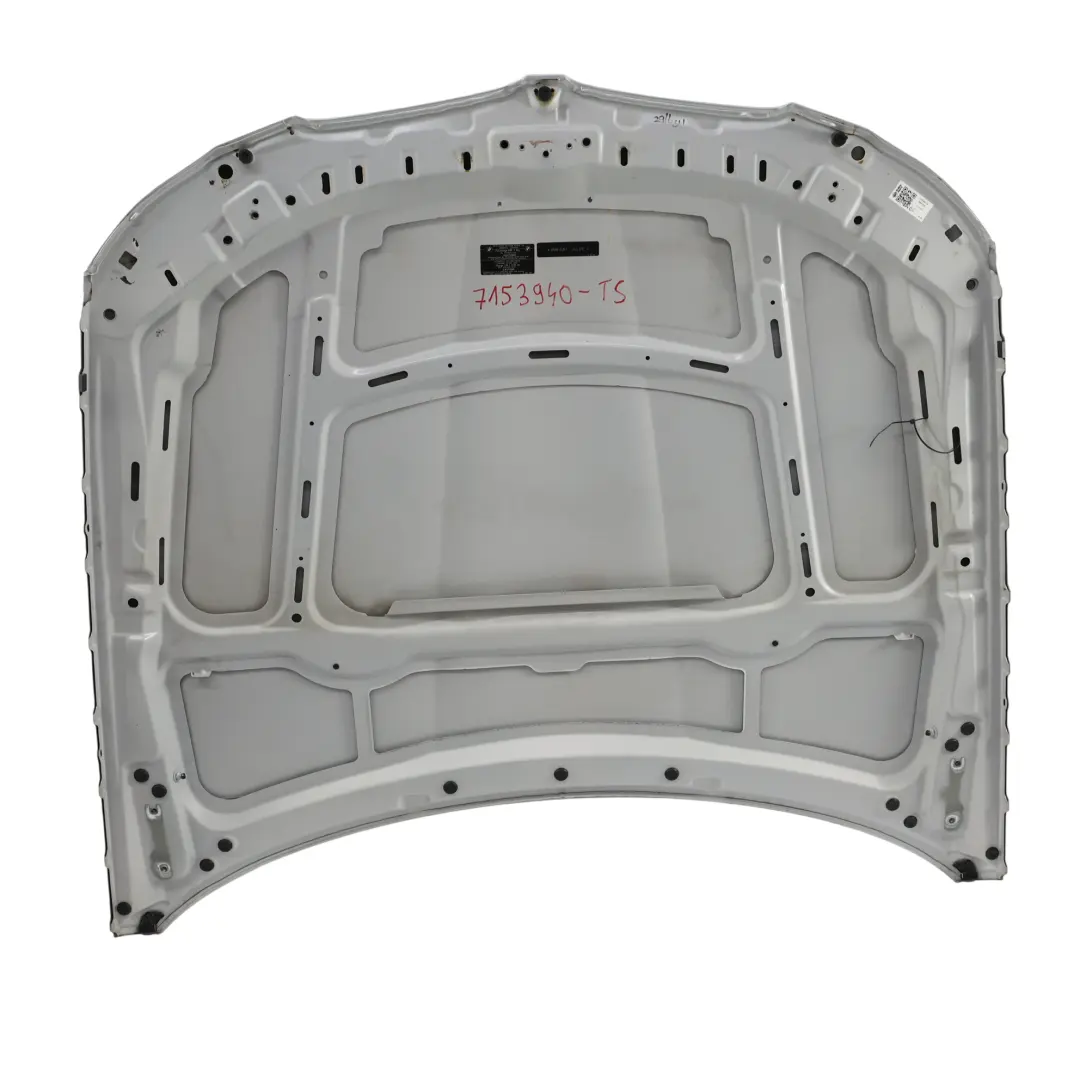 Hood Bonnet Cover Panel Titansilber Titan Silver Metallic - 354 to BMW 3 E90 LCI with Part number 7153940 BMW 3 E90 LCI Hood Bonnet Cover Panel Titansilber Titan Silver Metallic - 354 - SKU 7153940-TS - Part number 7153940