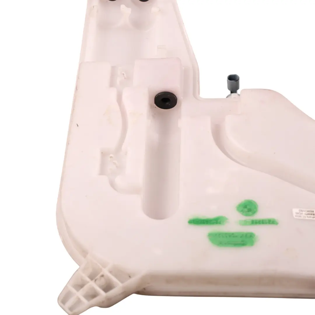 Réservoir Liquide Lave-Glace Pare-Brise pour BMW X3 F25 à propos du numéro de pièce 7213265 BMW X3 F25 Réservoir Liquide Lave-Glace Pare-Brise - SKU 7213265 - Numéro de pièce 7213265